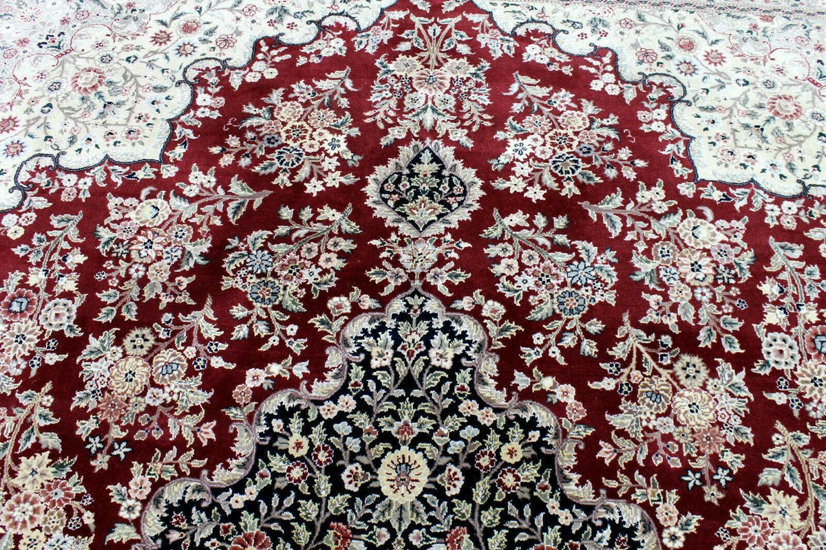 Pakistani Chobi Rug 9x12 | Red, Ivory & Navy | Hand-Knotted Wool - Rugistan, view 6