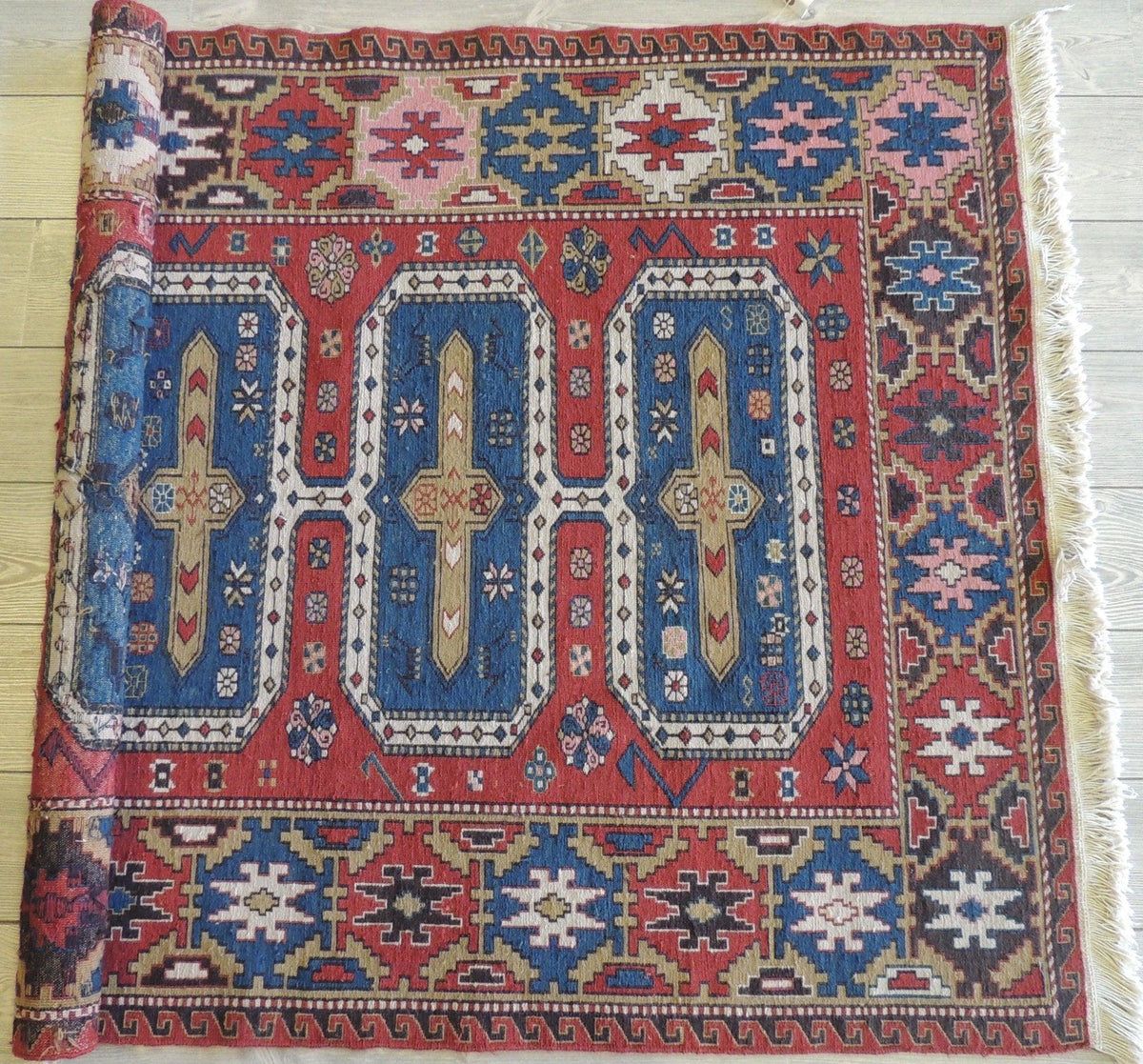 Vintage Persian Soumak Rug 4x6 | Red, Blue & Ivory | Hand-Woven Wool Flatweave - Rugistan, view 5