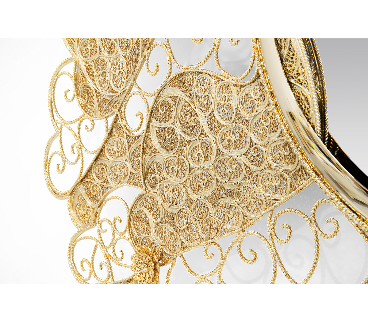 Filigree Mirror by Boca do Lobo – view 2