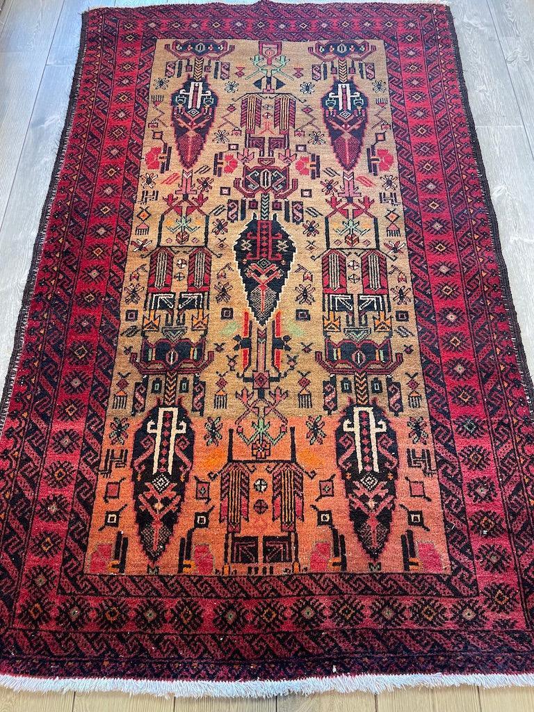 Vintage Persian Baluch Rug 4x6 | Beige, Red & Burgundy | Hand-Knotted Wool - Rugistan, view 7