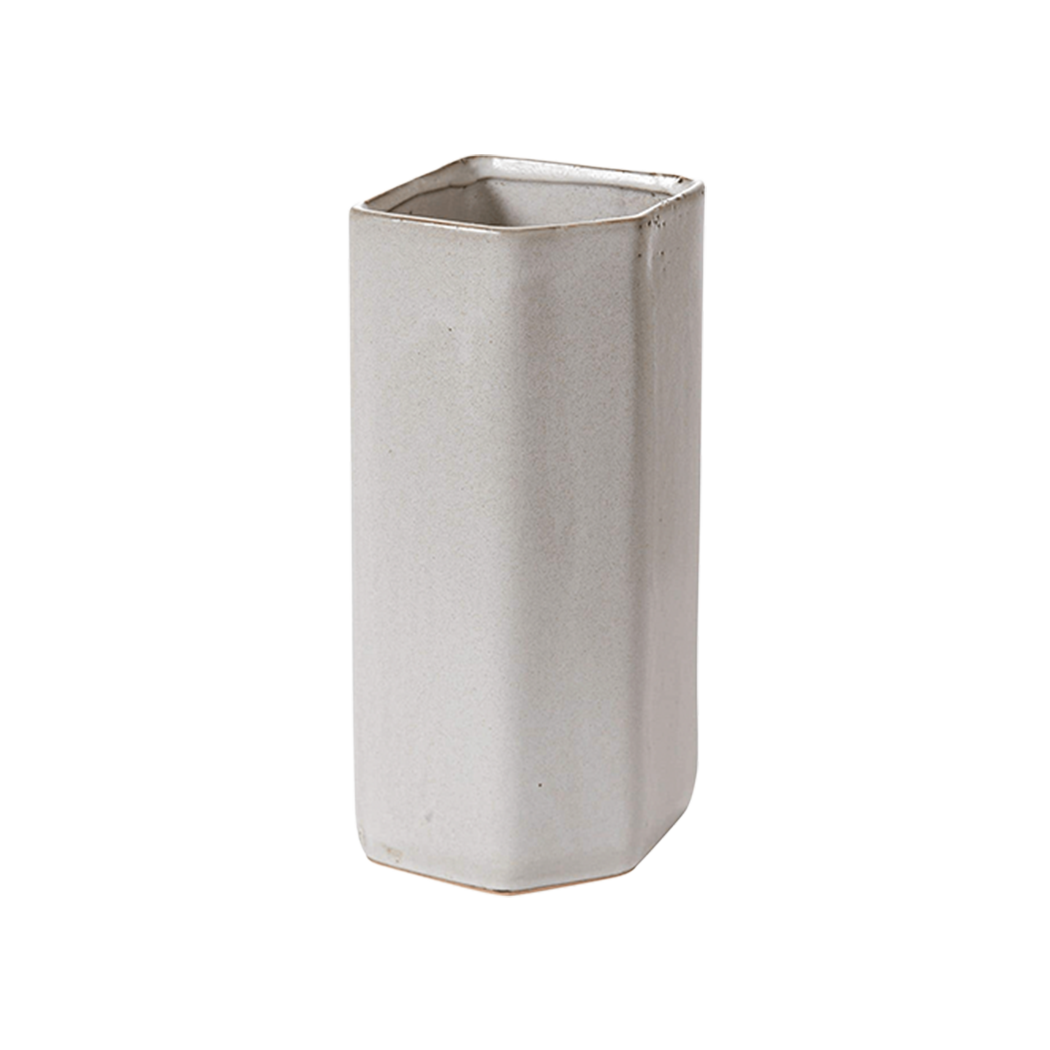 Kelis Vase - Source by Studio Skara, view 2