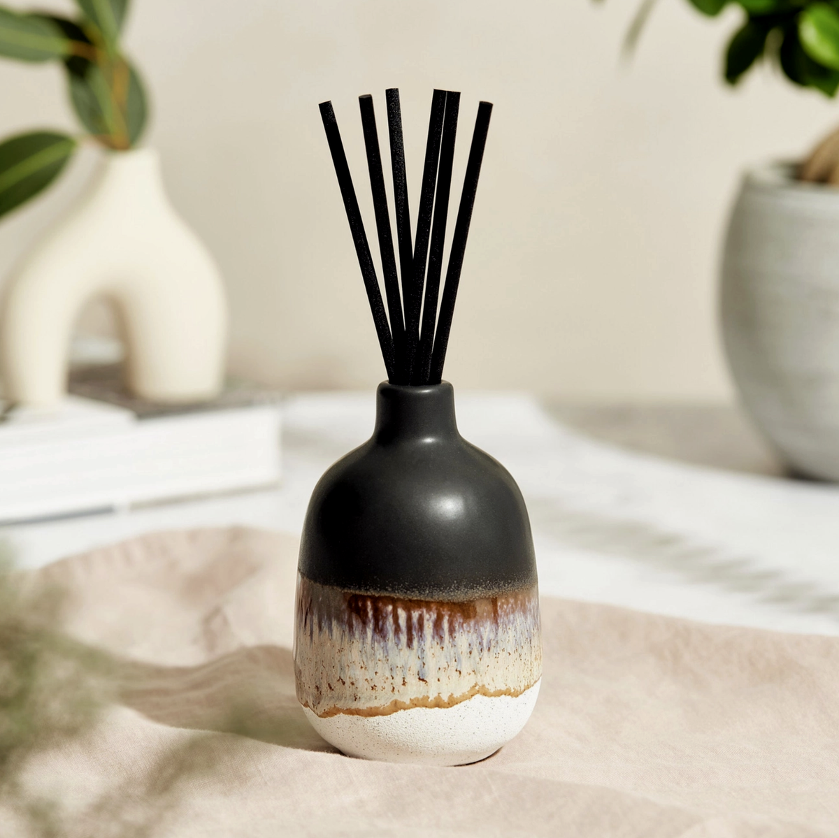 Kiln Reed Diffuser - Source by Studio Skara, view 2
