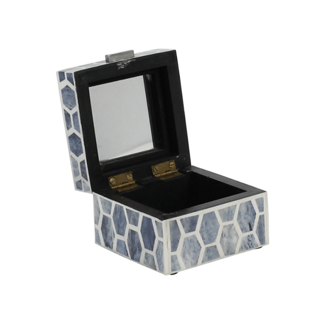 Kirra Box - Source by Studio Skara, view 2