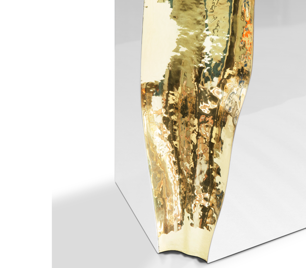 Lapiaz Table Lamp by Boca do Lobo – view 5