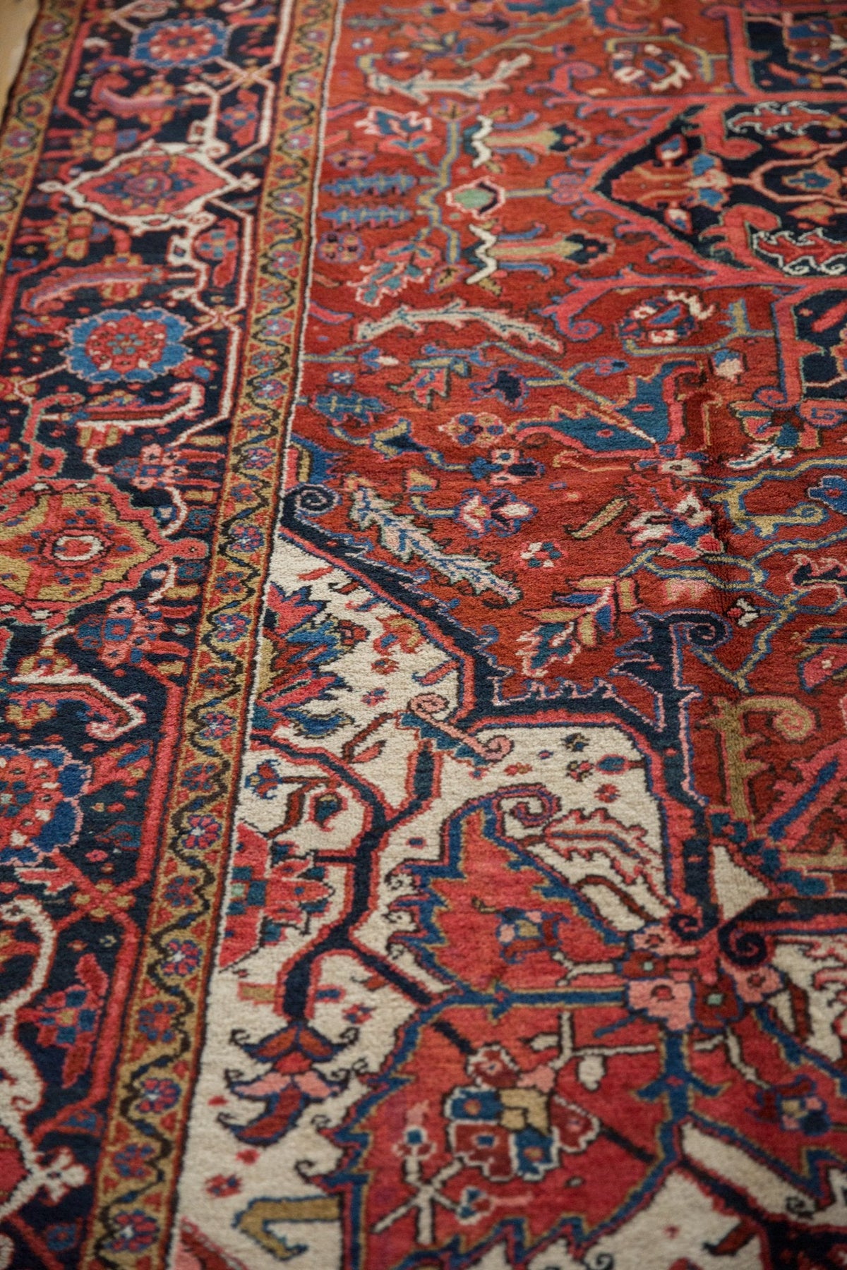 9x12 Vintage Heriz Carpet