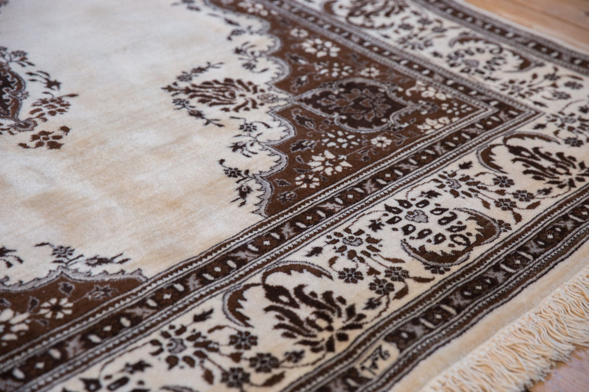 6.5x9 Vintage Tabriz Carpet