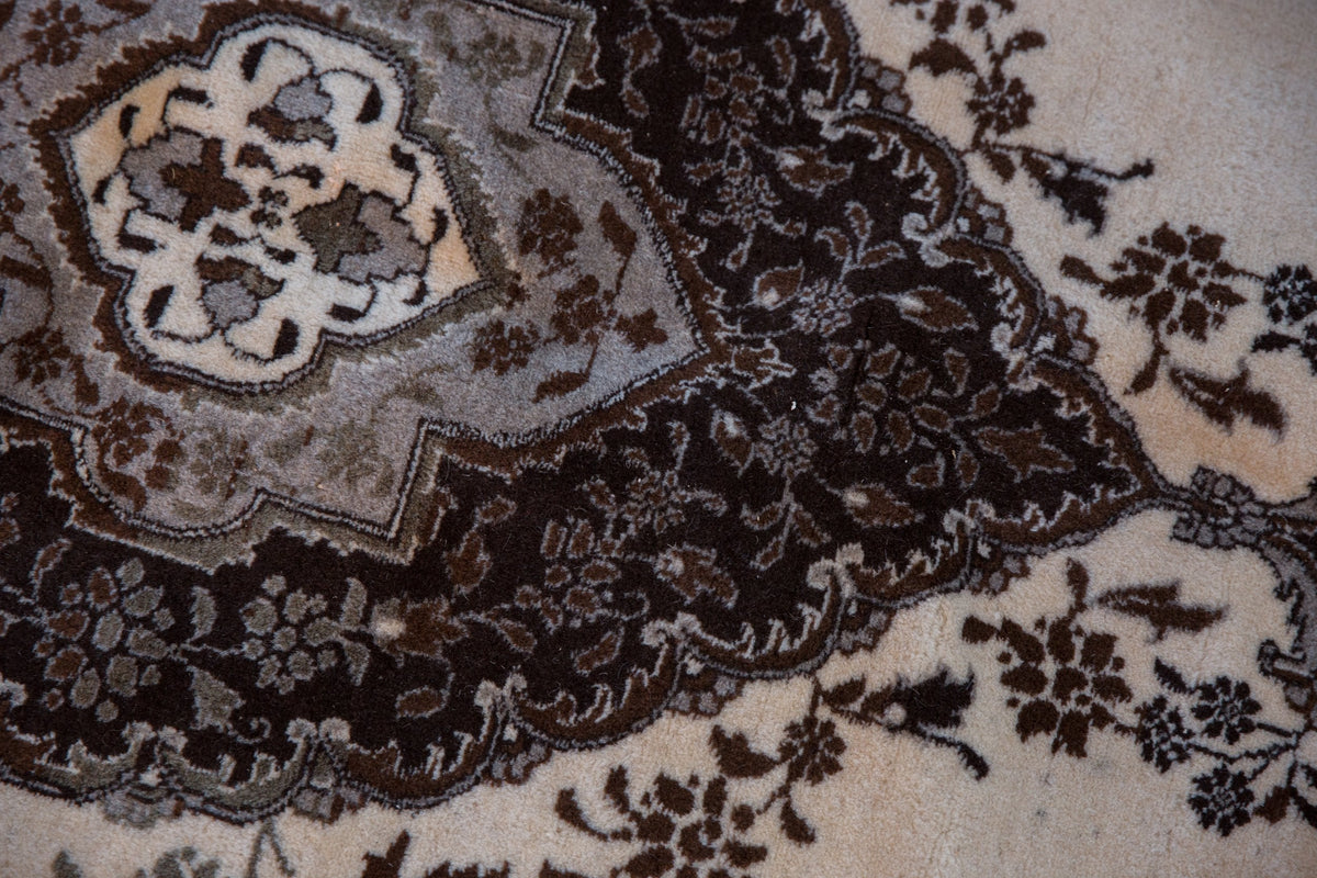 6.5x9 Vintage Tabriz Carpet