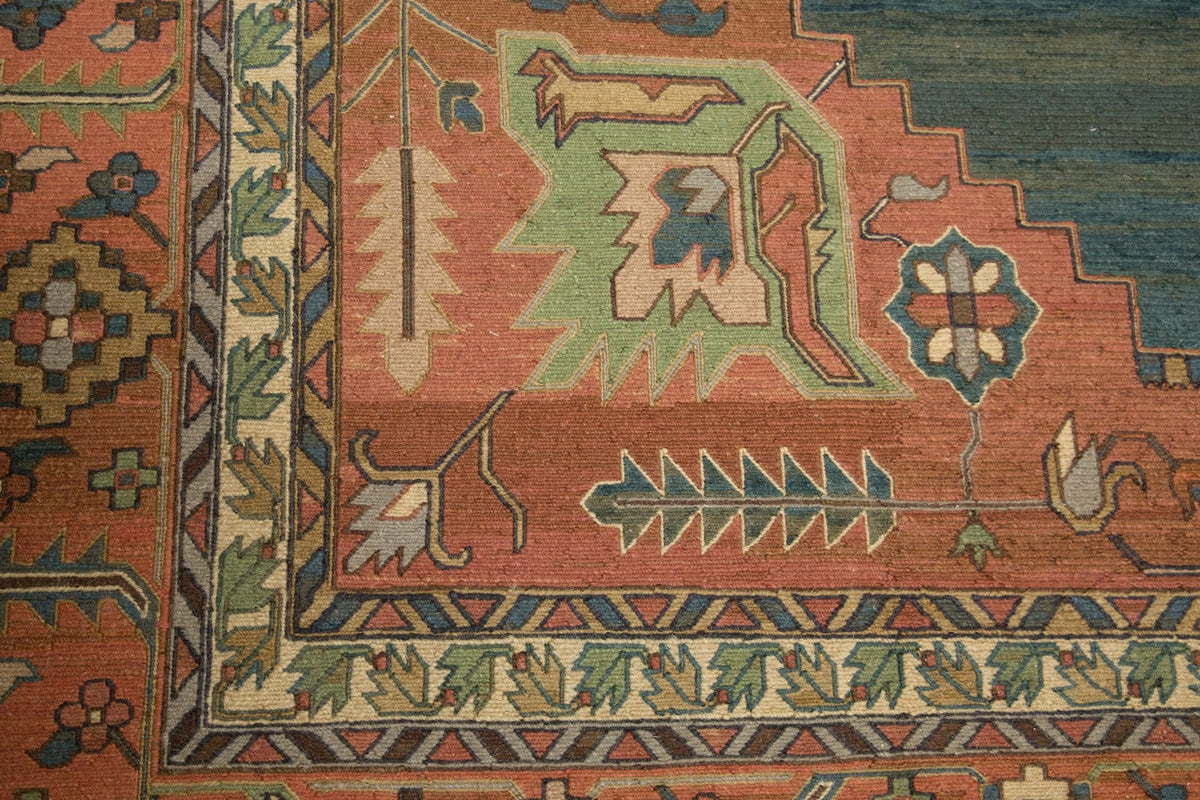 10x13.5 Vintage Serapi Indian Soumac Design Carpet
