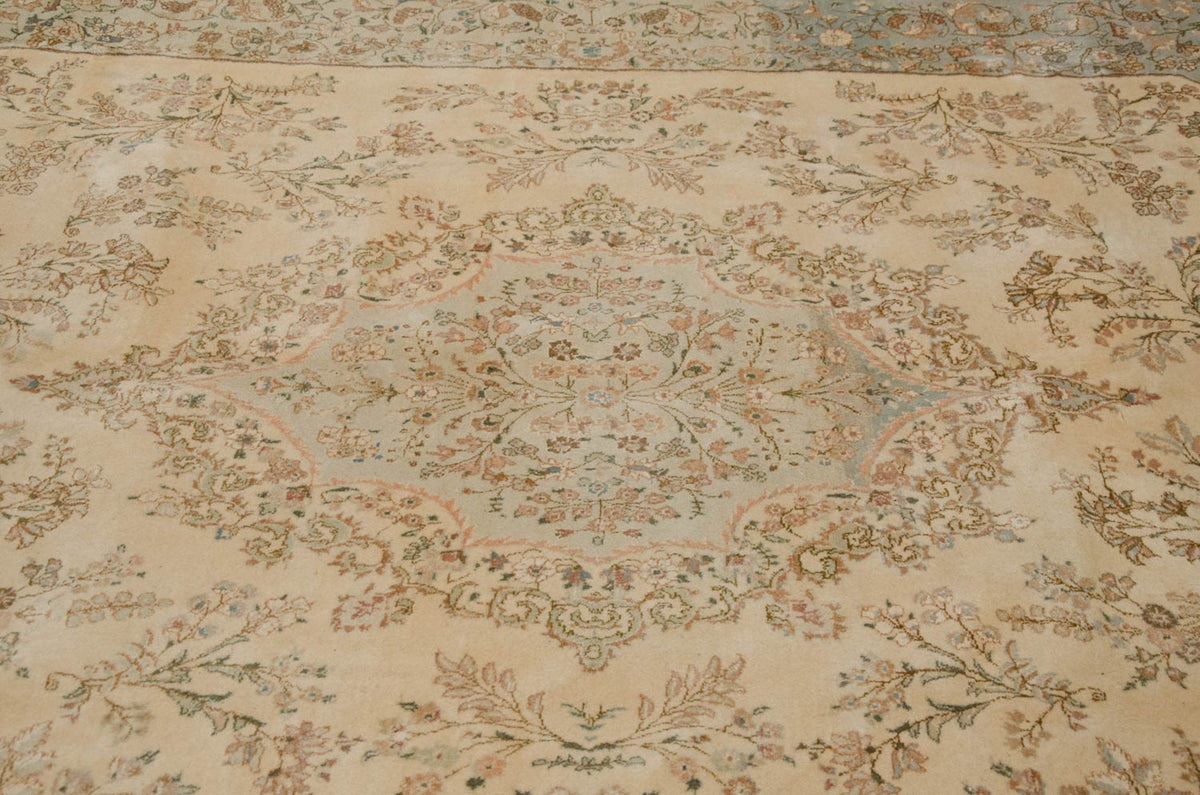 10.5x13.5 Vintage Tabriz Carpet