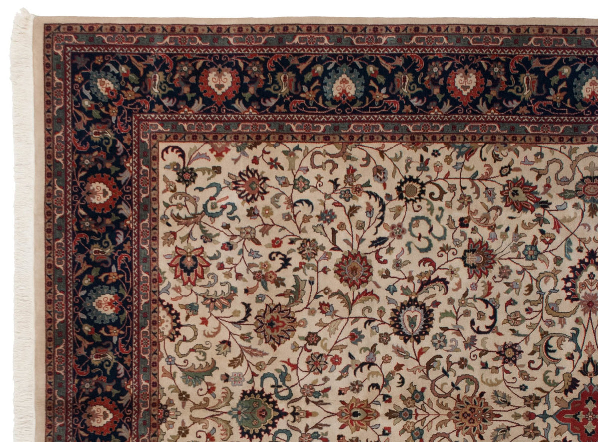 10x14 Vintage Agra Carpet