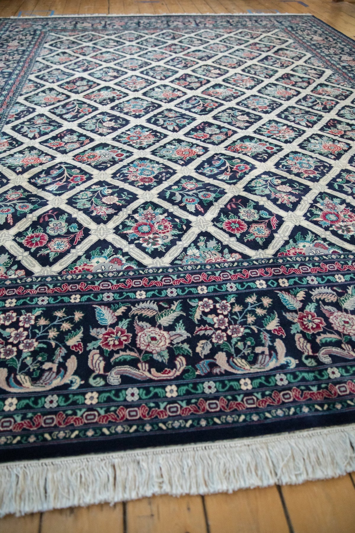 9x11.5 Vintage Pakistani Savonnerie Design Carpet