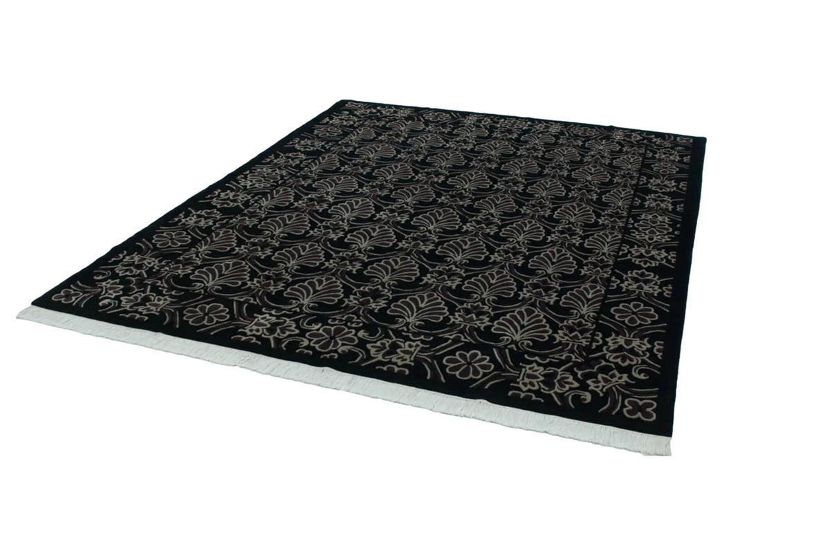 7.5x10 Vintage Indian Damask Design Carpet