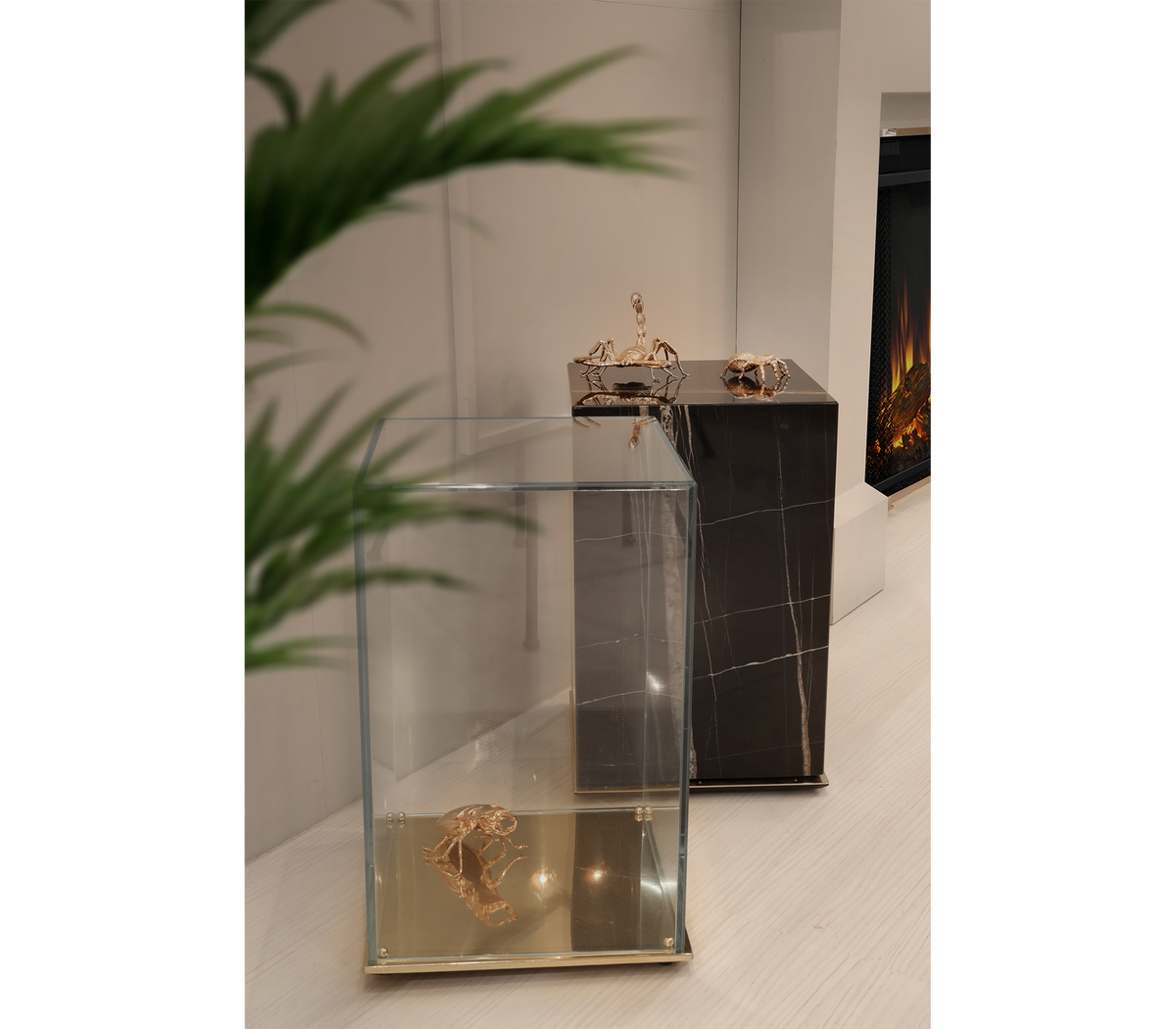 Metamorphosis Side Table by Boca do Lobo – view 9