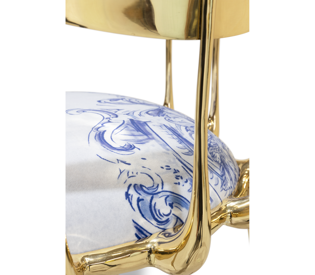 N11 Heritage Chair by Boca do Lobo – view 7