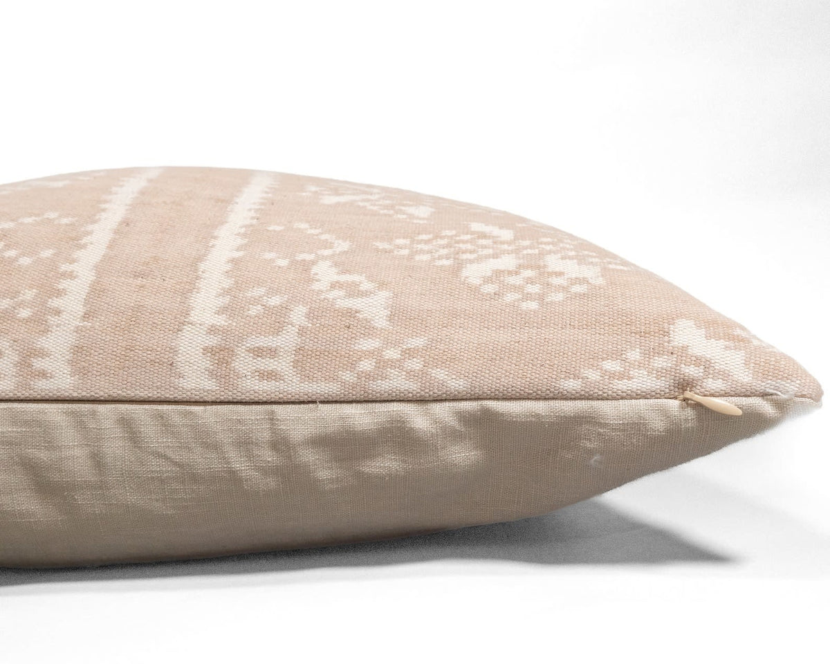 Rendi Pillow - Source by Studio Skara, view 3