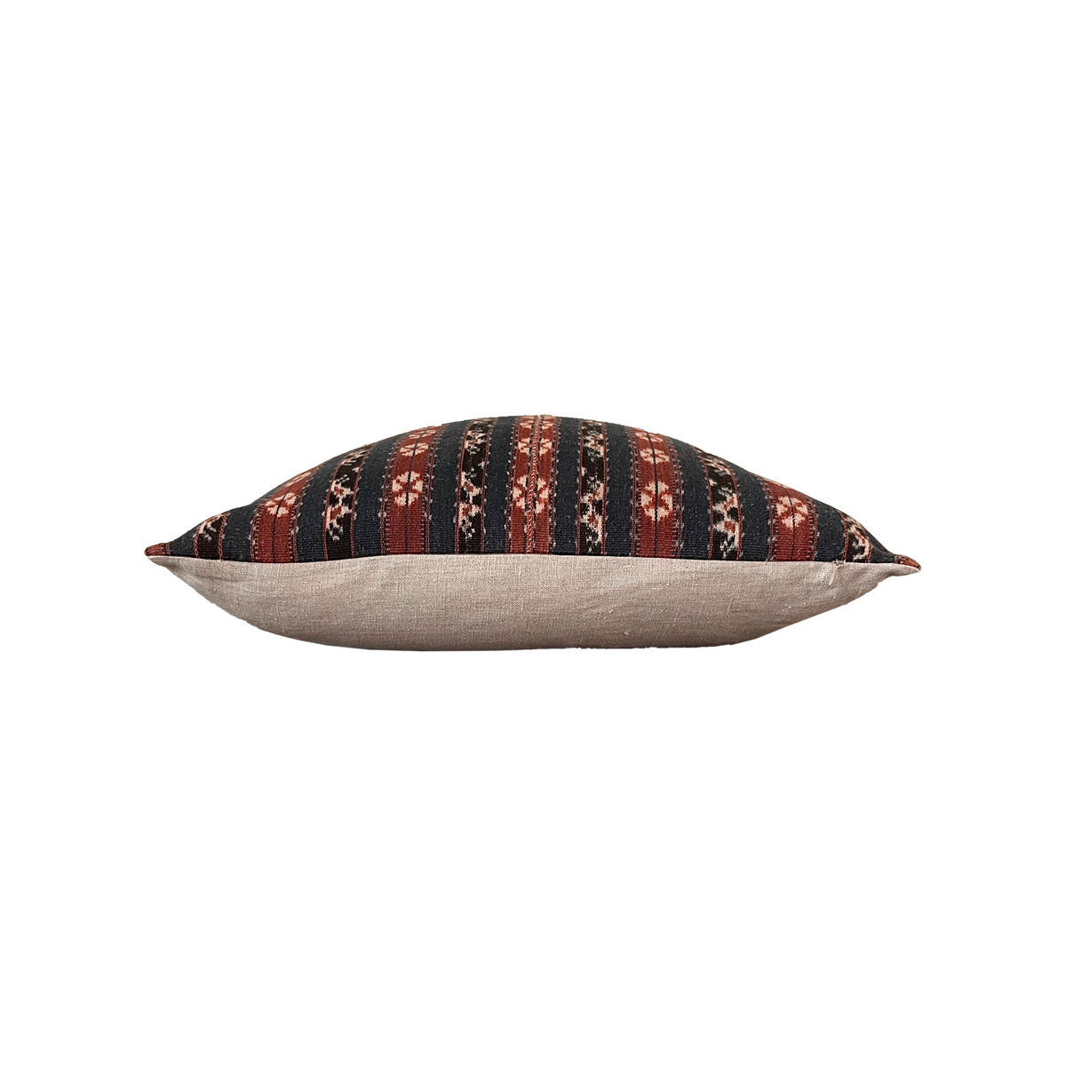 Vintage Fabric Pillow #T.1044 - Source by Studio Skara, view 3