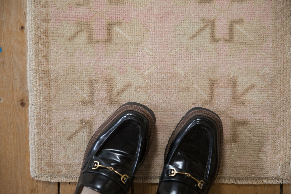 1.5x1.5 Vintage Distressed Oushak Square Rug Mat