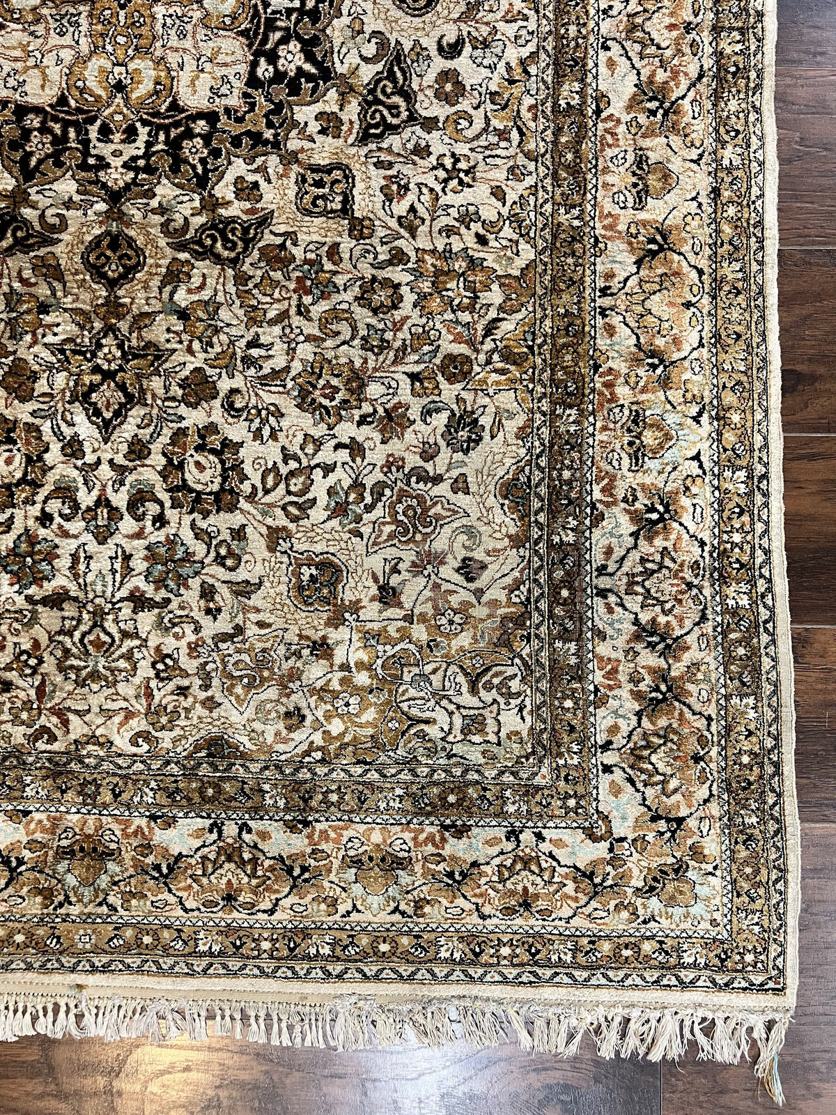 Persian Qum Silk Rug 5x7, Very Fine 60 Raj 475 KPSI, Hand Knotted, Silk on Silk - Jewel Rugs, view 8