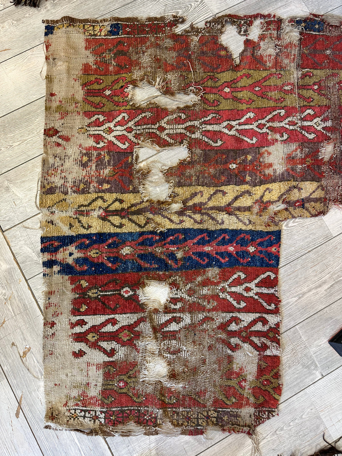 Antique Turkish Rug 4x6 | Red, Ivory & Olive Green | Hand-Knotted Wool - Rugistan, view 2