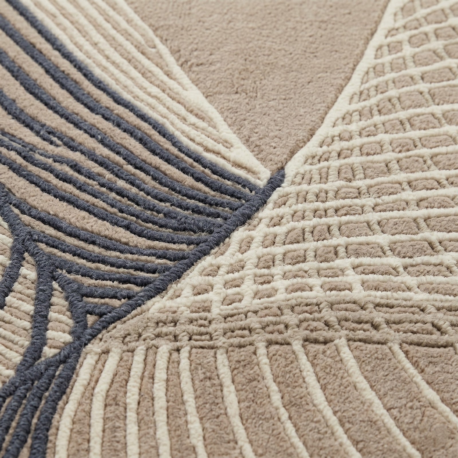 Abstract Linear Hand Tufted Wool Rug | Modern Geometric Area Rug — 2x3 ft'