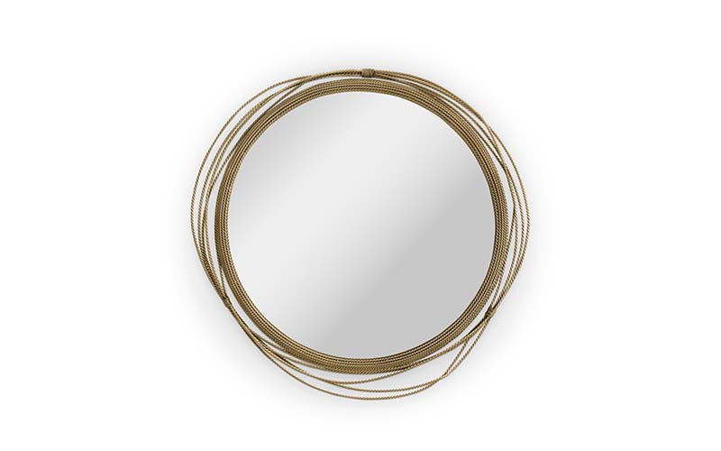 Kayan Mirror image