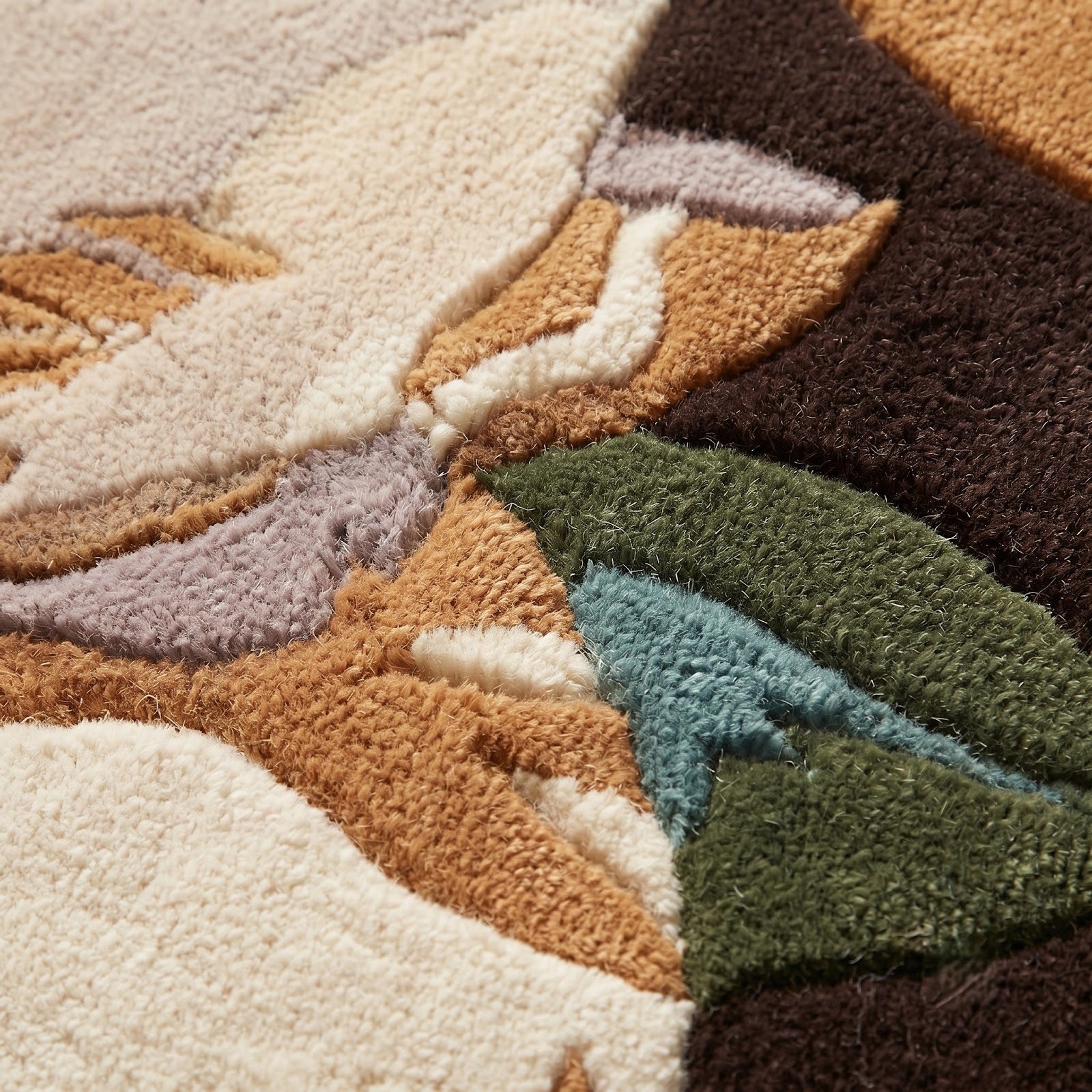 Magnolia Blossom Hand Tufted Wool Rug | Chocolate Brown Floral Botanical Area Rug — 2x3 ft'