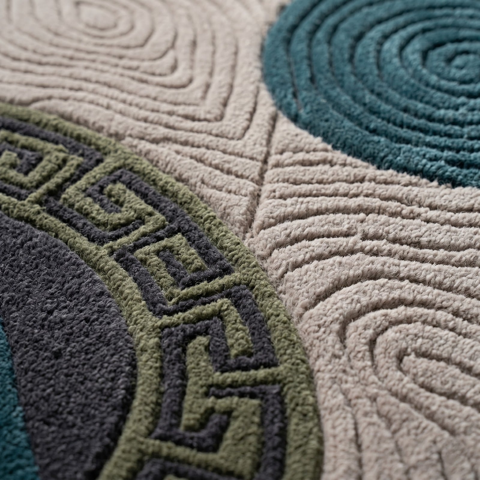 Irregular Abstract Hand Tufted Wool Rug | Organic Sculptural Area Rug in Teal, Grey & Ivory — 2x3 ft'