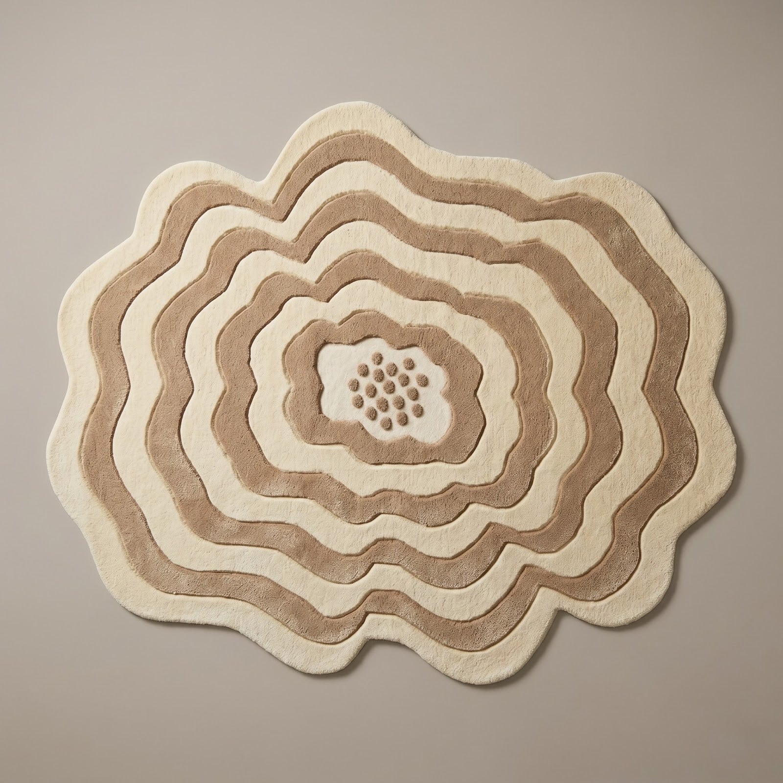 Organic Pebble Hand Tufted Wool Rug | Irregular Layered Abstract Area Rug in Ivory & Beige — 2x3 ft'