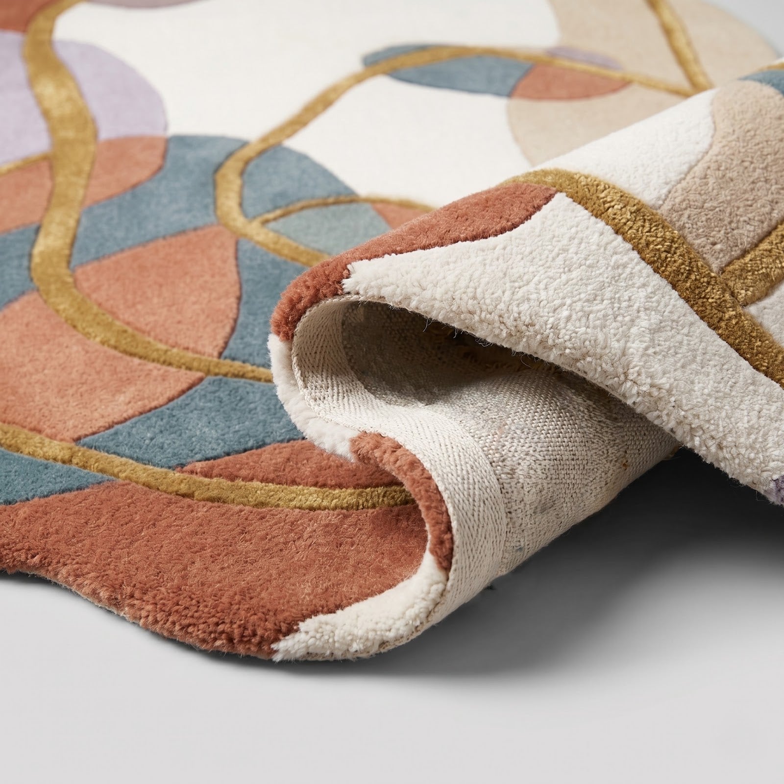 Irregular Abstract Hand Tufted Wool Rug | Modern Organic Shape Area Rug with Gold Line Art — 2x3 ft'