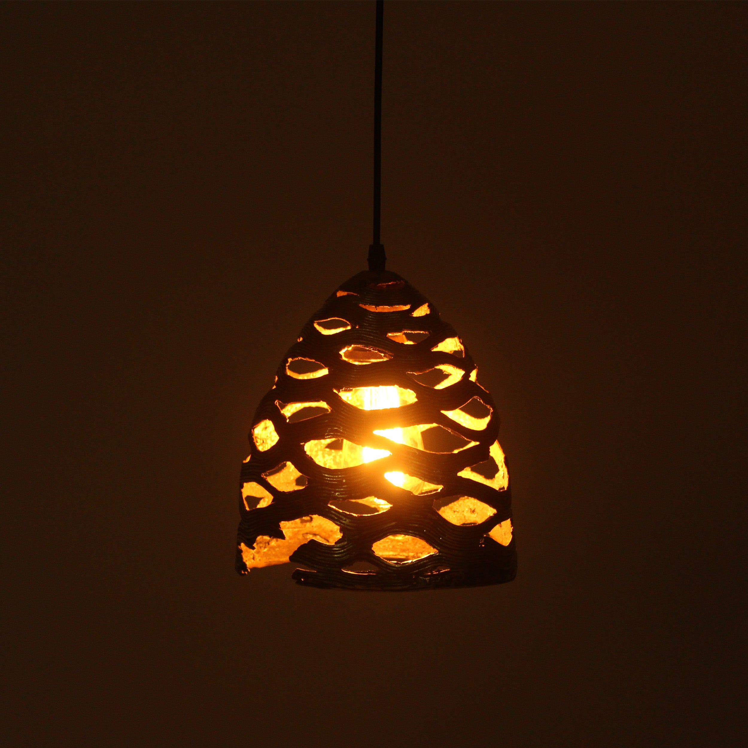 Lotus Pod Brass Lamp image 1