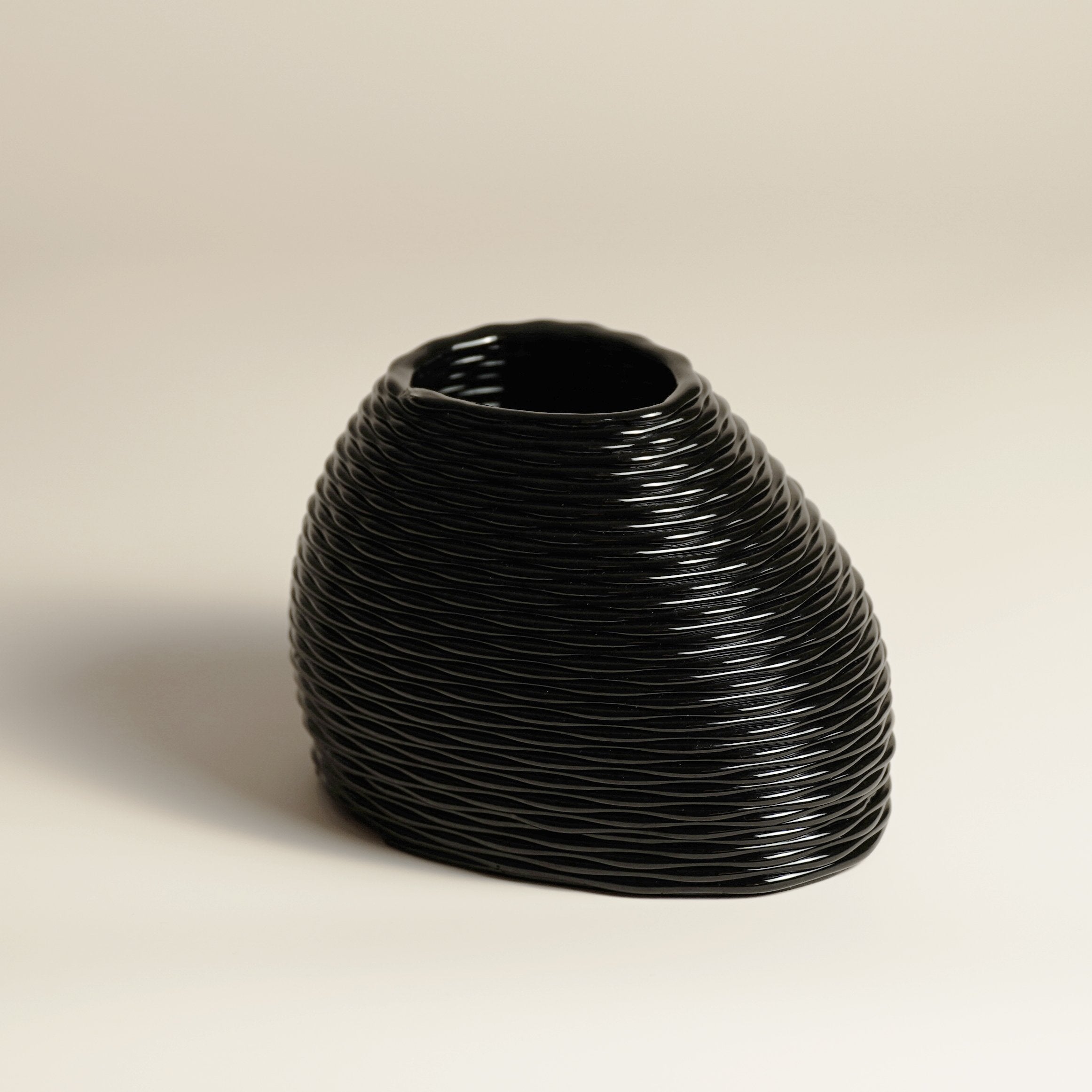 Fluffy Vessel image 3