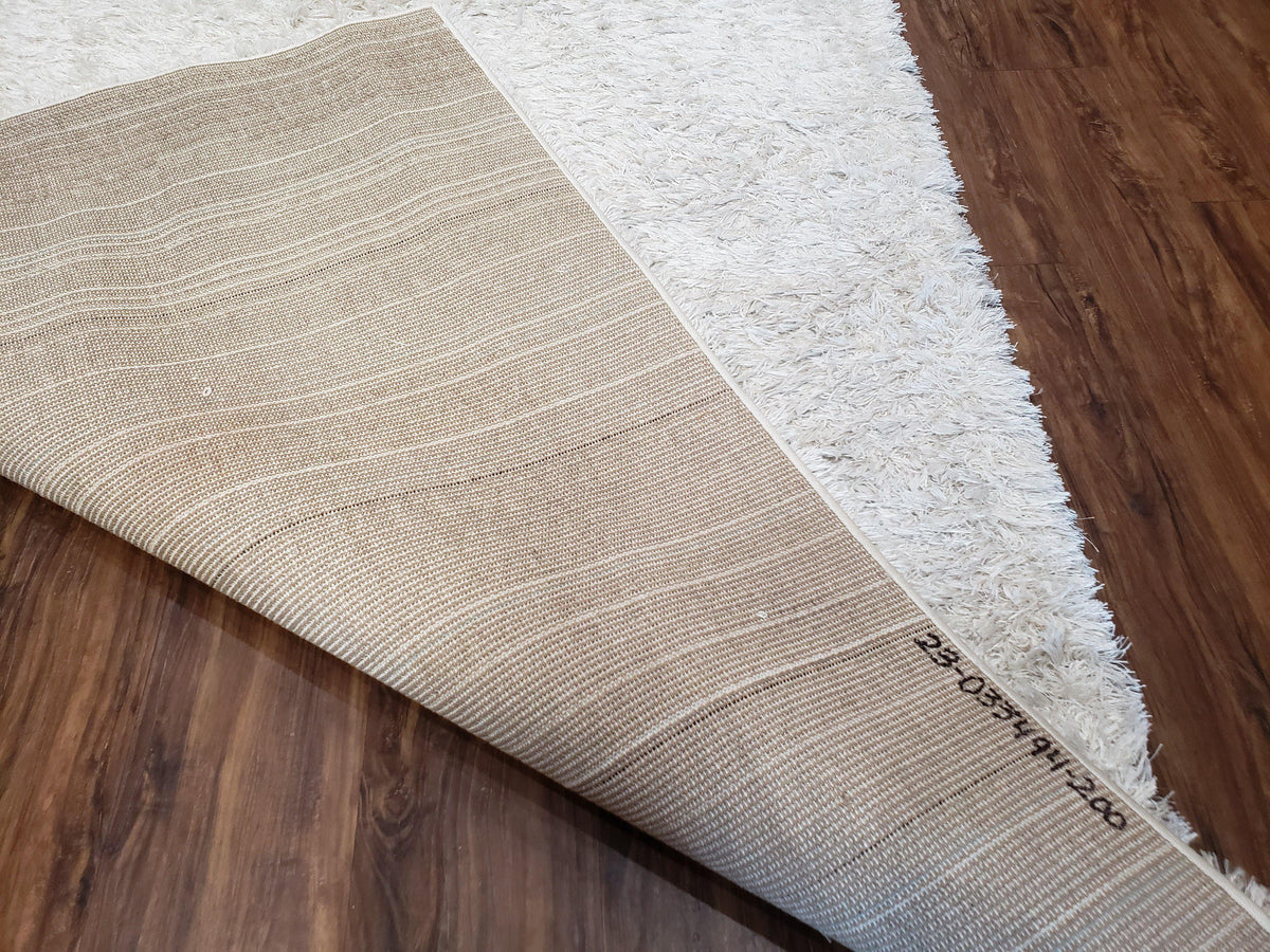 Safavieh Shag Rug 5x8, Pearl White Color, Isaac Mizrachi Shag Collection 5x7 Carpet, High Pile Soft Fluffly Bedroom Rug, Living Room Rug - Jewel Rugs, view 10