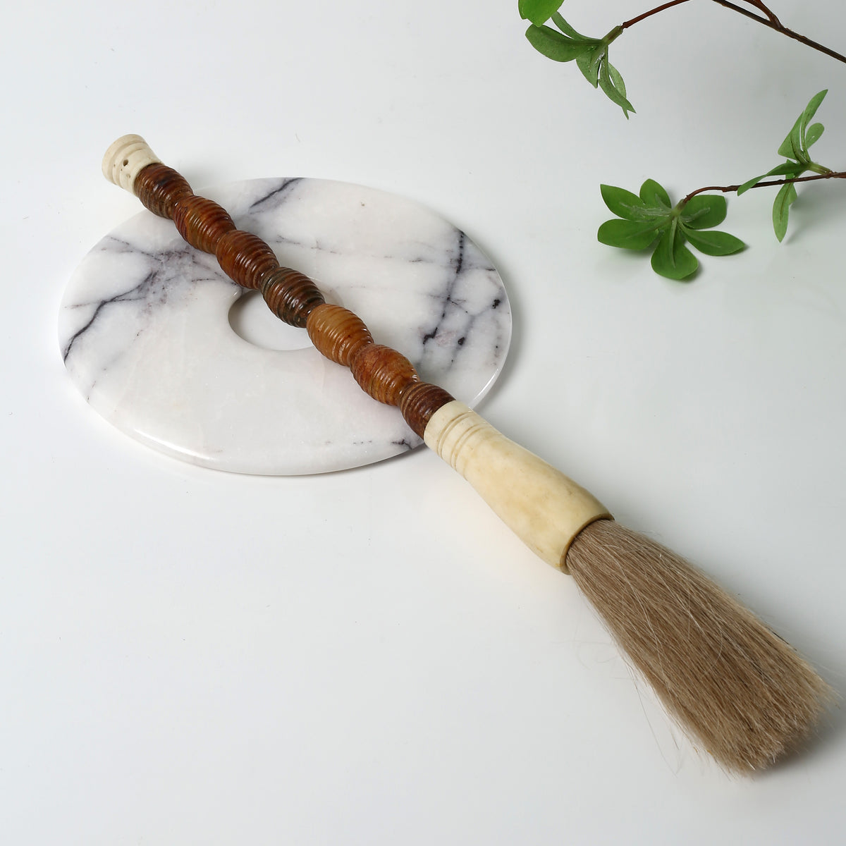 Approx.11" BrownJade calligraphy brush with strips