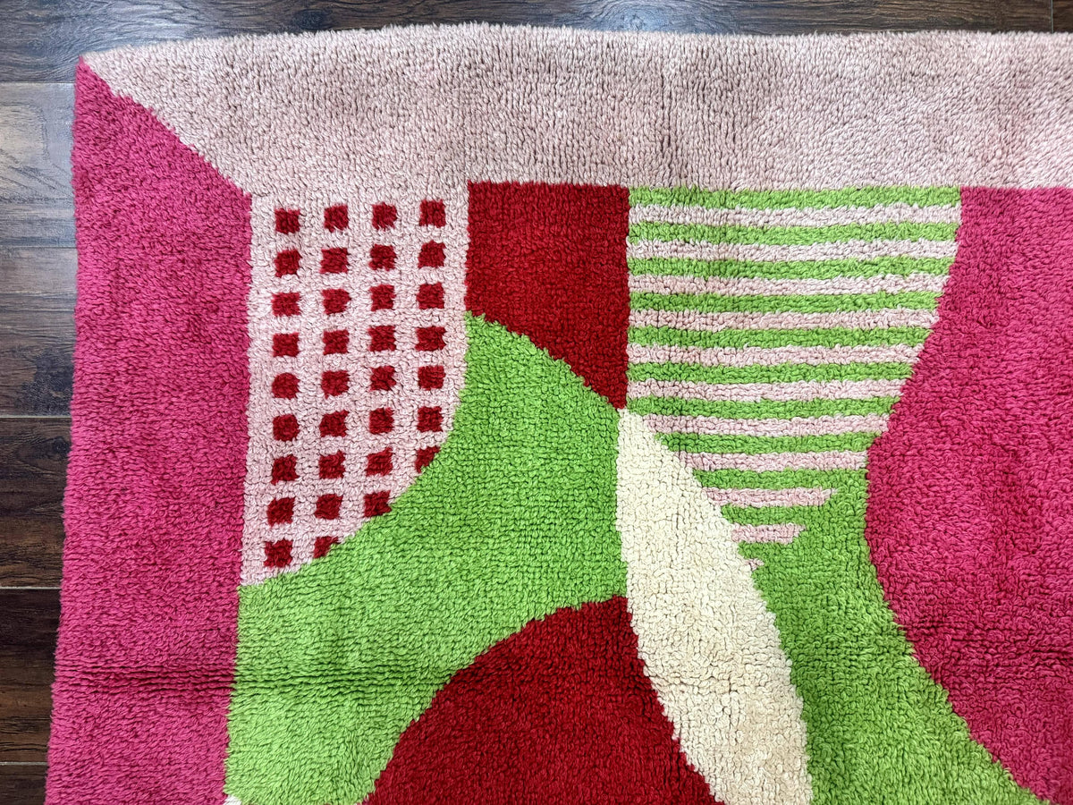 European Shag Rug 4.8 x 4.8, Modern Abstract Design, Green Pink Red, Square Shag Rug, Unique - Jewel Rugs, view 5