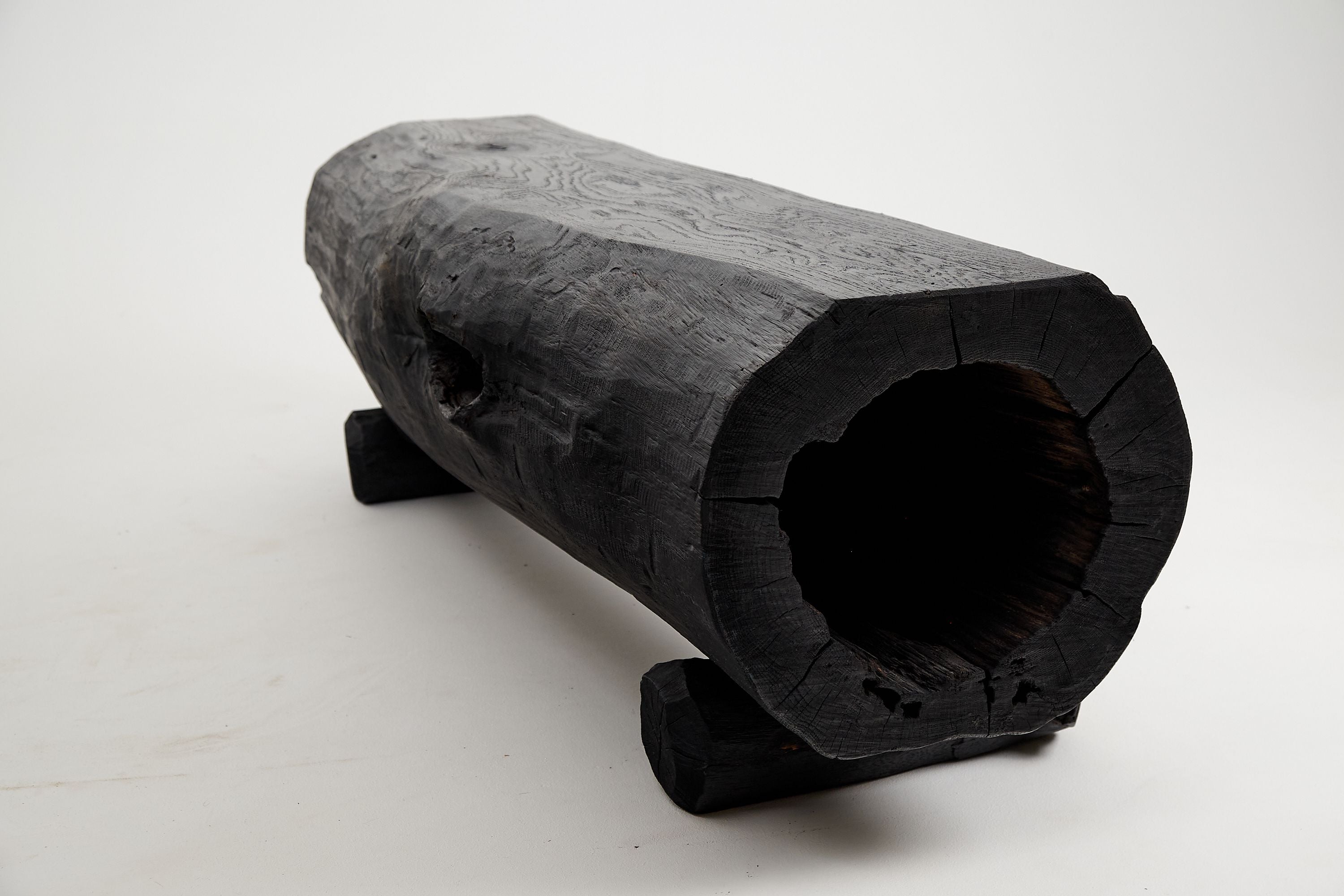 Jownik, Charred Hollow Log Bench â Primitive Form, Bold Presence - image 8