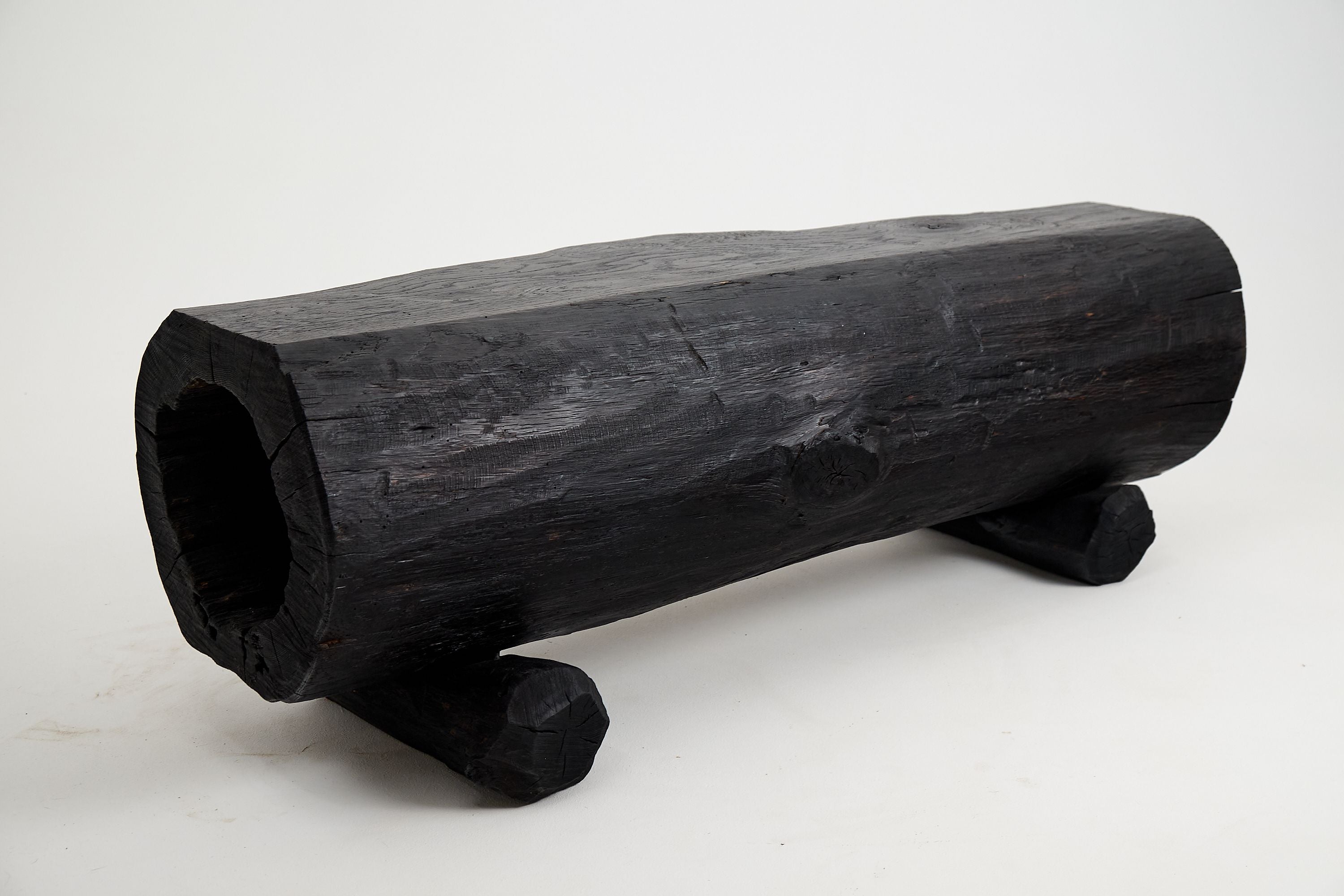 Jownik, Charred Hollow Log Bench â Primitive Form, Bold Presence - image 12