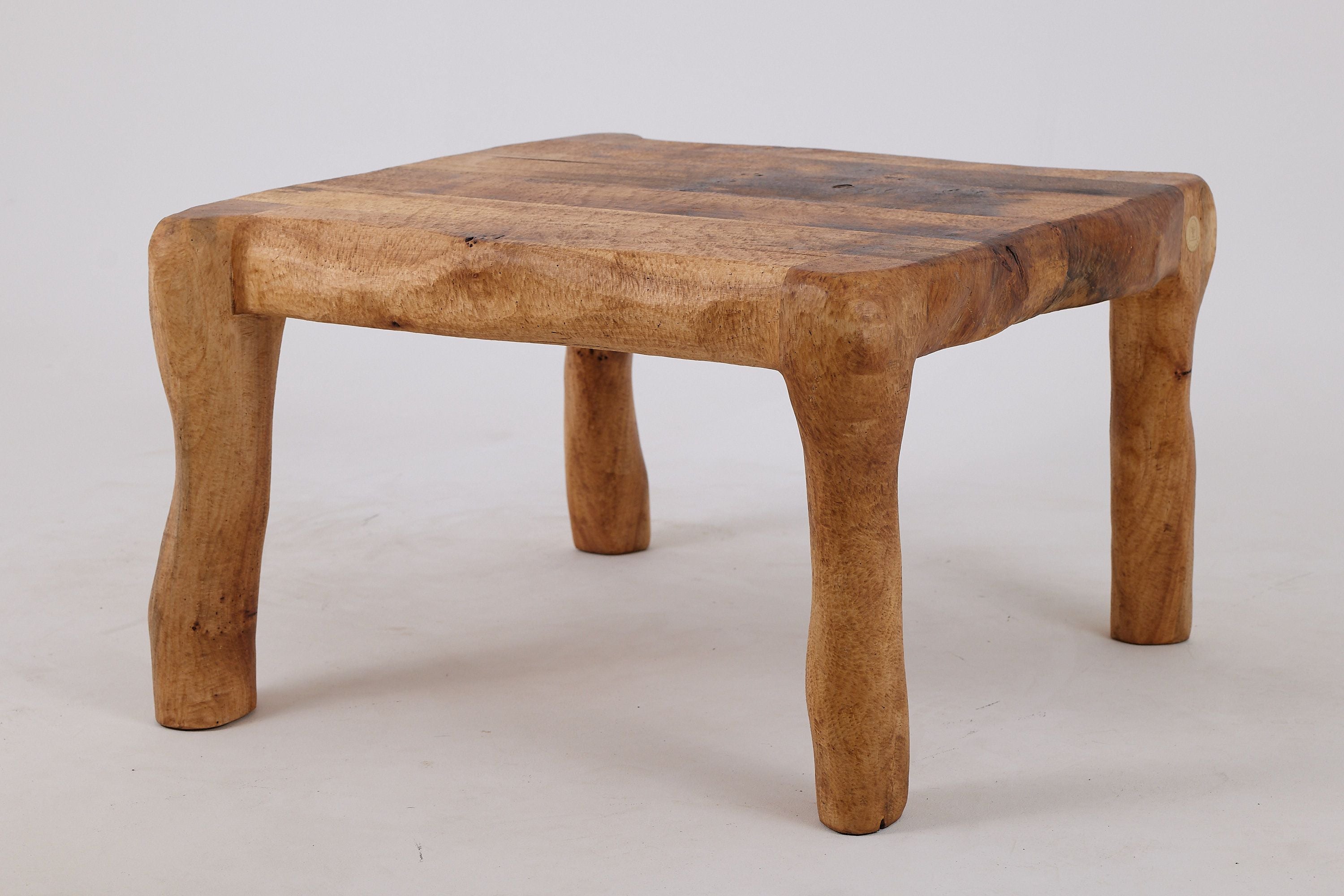 Jownik, Square Burl Table â Rustic Balance in Solid Wood - image 3