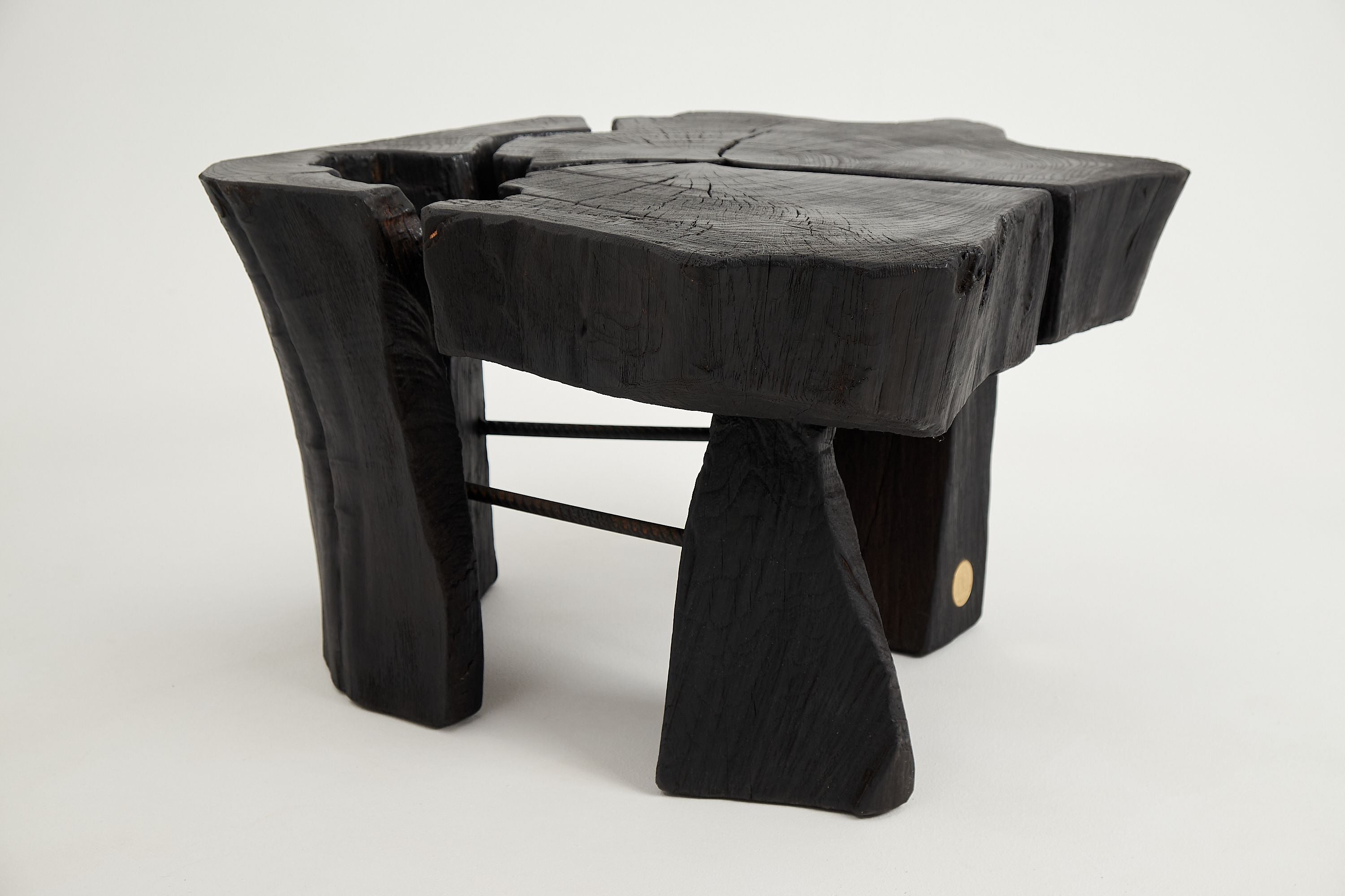Jownik, Charred Round Coffee Table - image 3