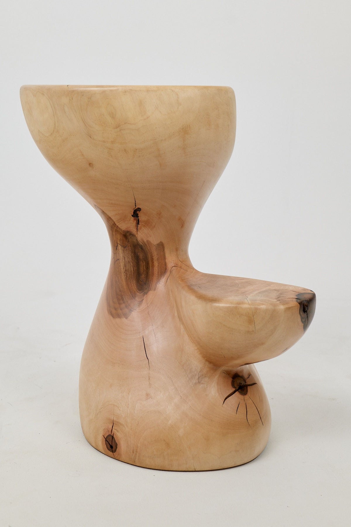 Leszy, Sculptural Side Table Carved in Solid Wood - image 3