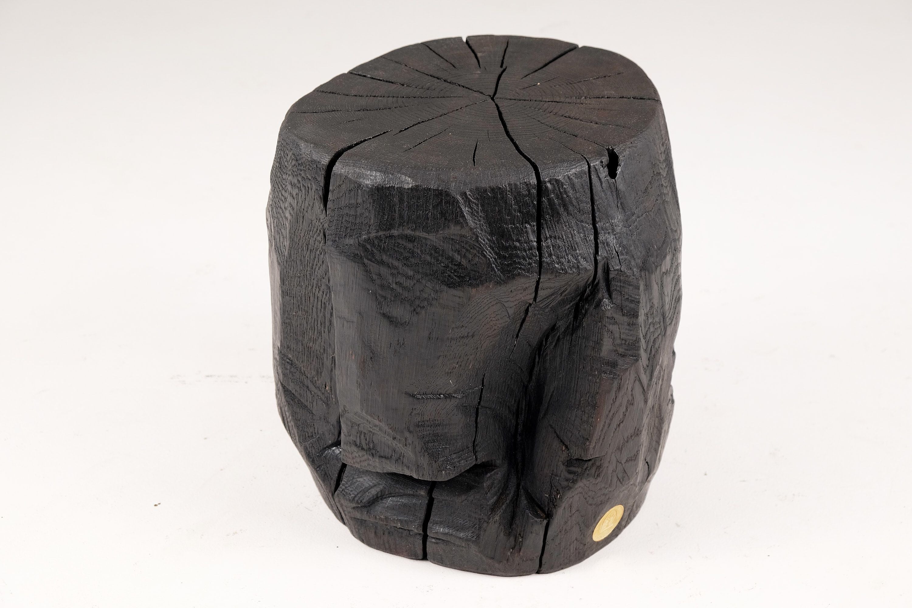 Jownik, Charred Sculptural Stool/Side Table ������������������������������������������������������������������������������������������������������������������������������������������������������������������������������������������������������������������������������������������������������������������������������������������������������������������������������������������������������������������������