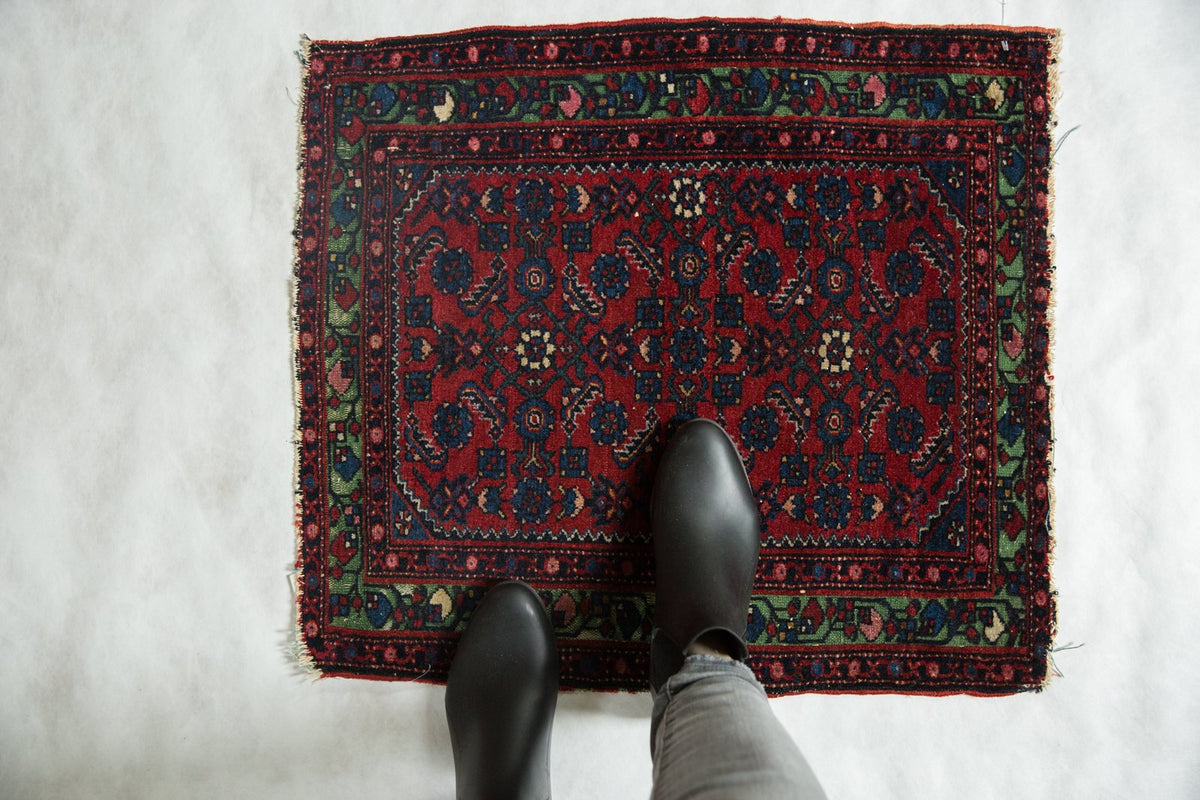 2x2.5 Antique Fine Hamadan Square Rug Mat