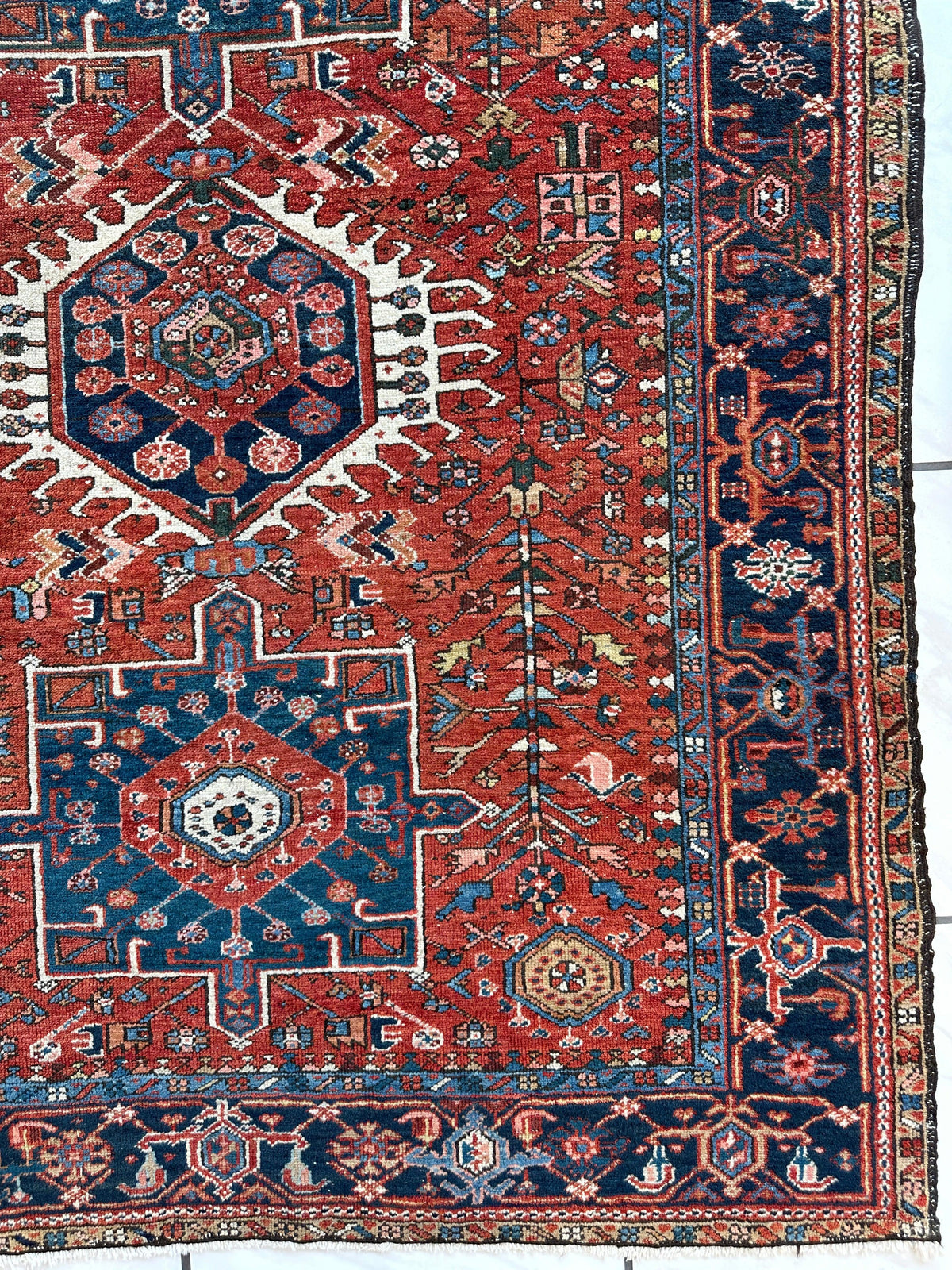 Antique Persian Heriz Rug 5x6 | Rust, Navy & Ivory | Hand-Knotted Wool - Rugistan, view 15