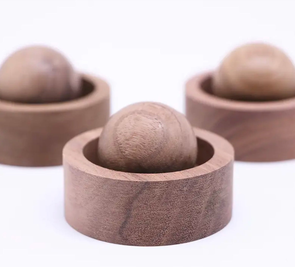 Walnut Wood Sphere Passive Diffuser - Source by Studio Skara, view 4