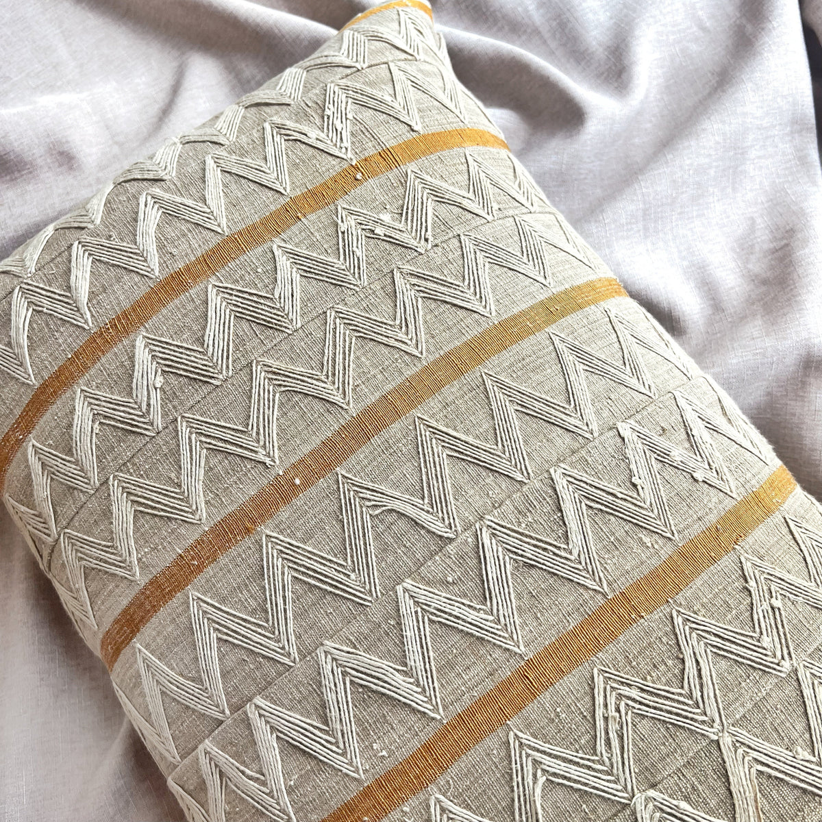 Vintage Fabric Pillow #T.1054 - Source by Studio Skara, view 4