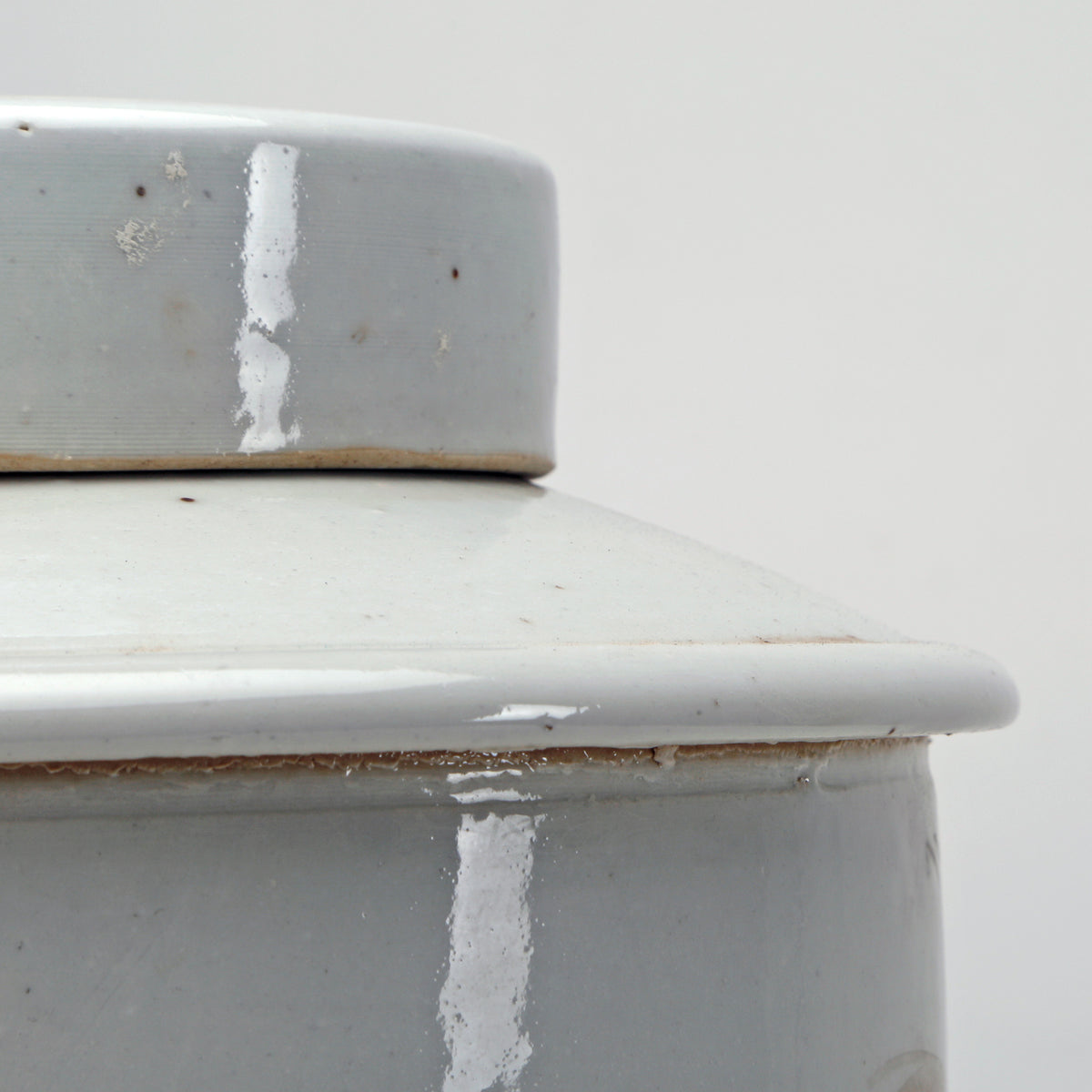 15" Clara Stocky Container