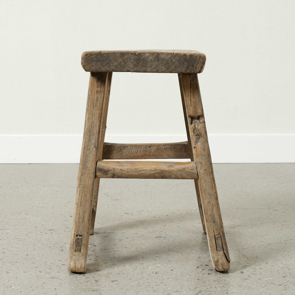 Vintage Accent Table Approx.15.7" Wide 11.4" Deep 20.1" High