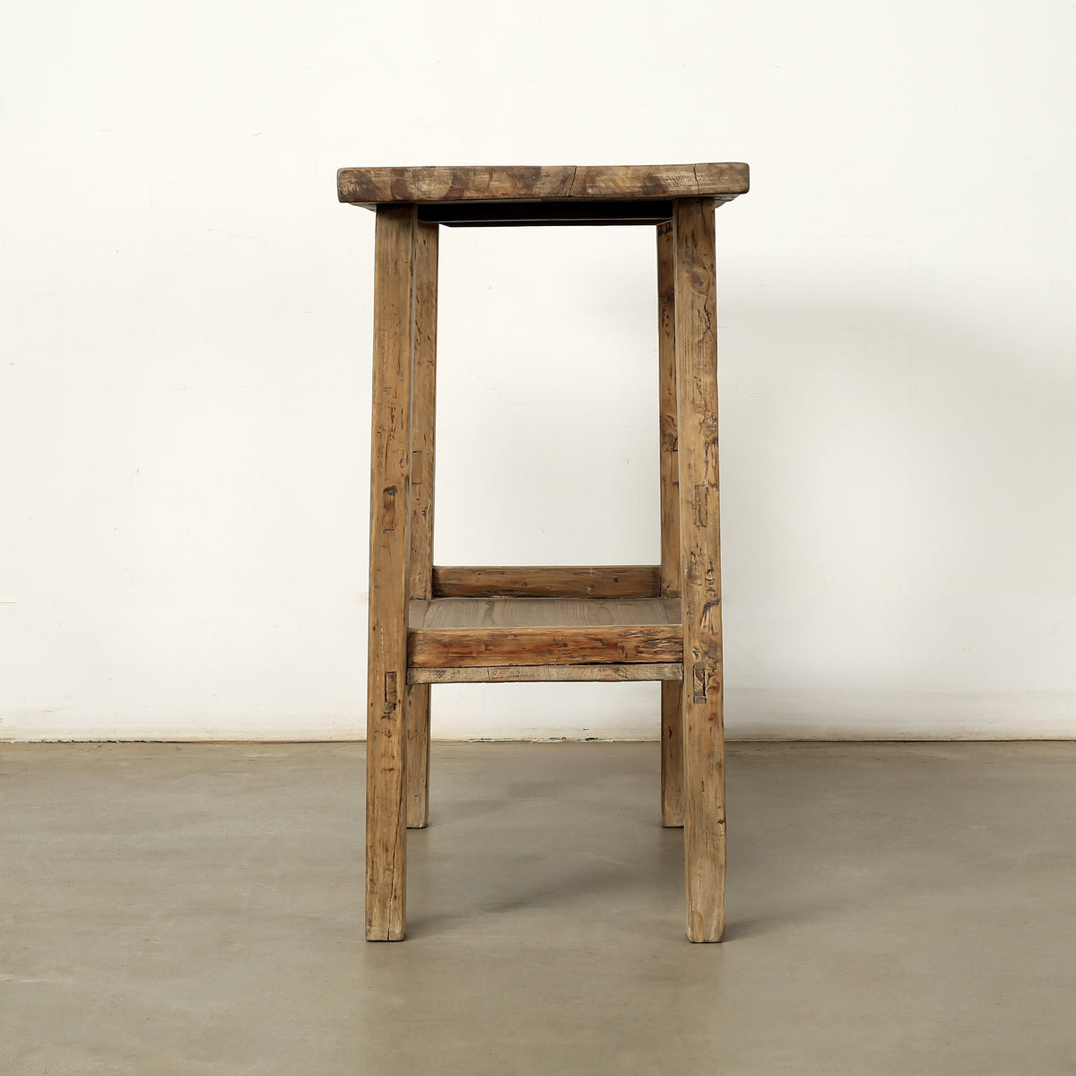 Vintage Side Table with Shelf Weathered Natural 41.7x17.7x34.6H