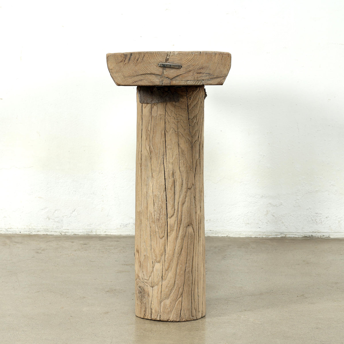 Mini Log Console 52" Wide with Round Leg Weathered Natural