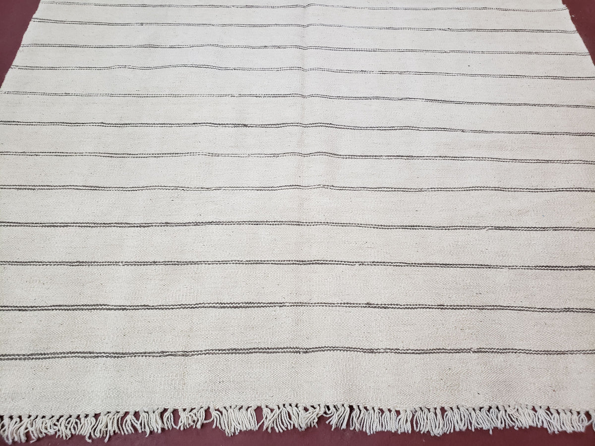 New Turkish Kilim Rug, Striped Area Rug, Southwestern Style, Off-white/Ivory Color, 5x8 Kilim Carpet, Hand-Knotted, Flatweave, Wool - Jewel Rugs, view 5