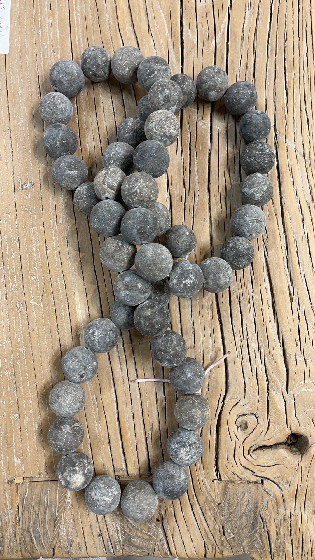 Approx. 30" Long Rustic Onix beads Chacoal Gray (413426)